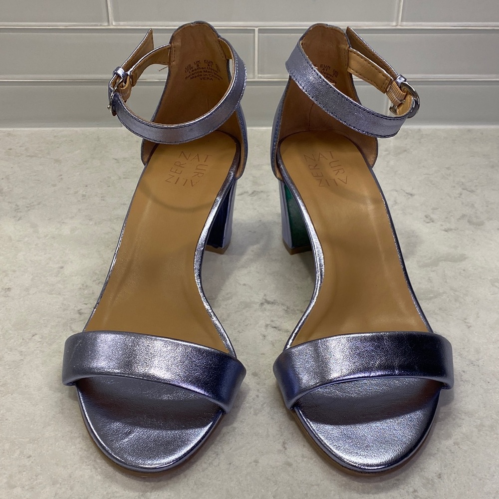 Naturalizer Metallic light blue leather Ankle Strap sandals